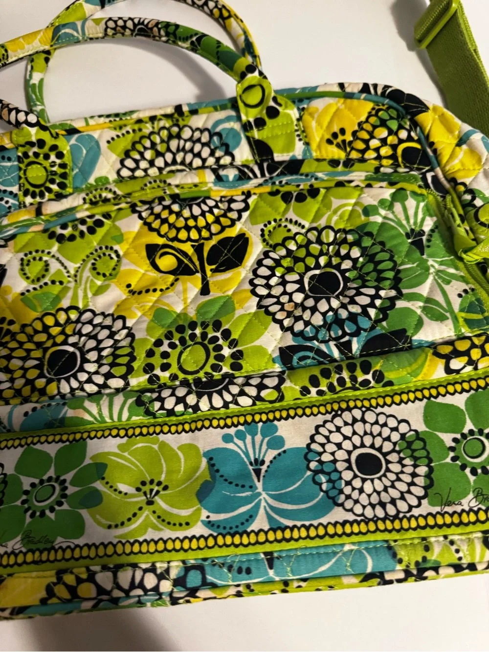 Vera Bradley Retired LIME’S UP Messenger/Lap Top Bag Green/Yellow/ White Padded